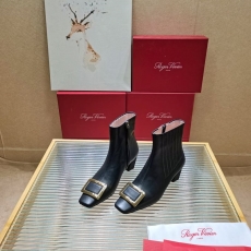 Roger Vivier Boots